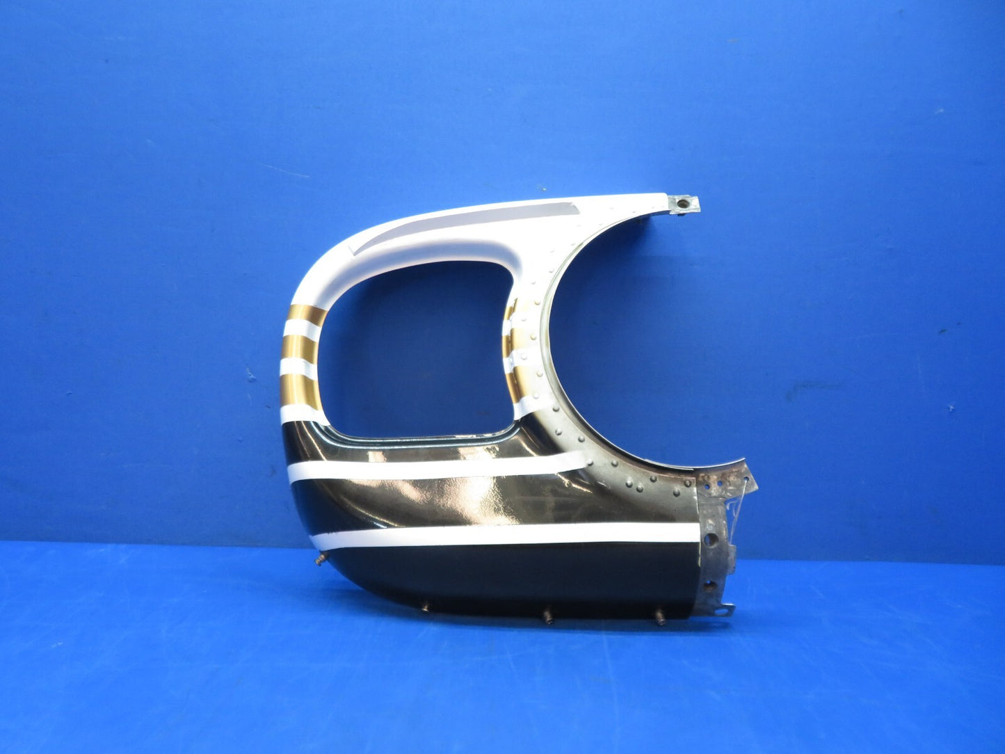 Cessna 310 / 310I Cowl RH Nose Cap Assy P/N 0851005-24 (1023-165)1