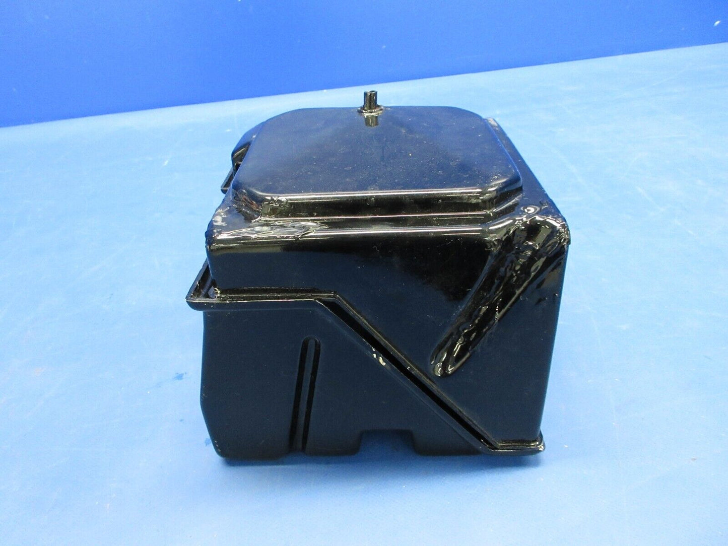 Cessna 337 / P337H Skymaster Battery Box & Base Assy P/N 1550247-1 (0724-1372)