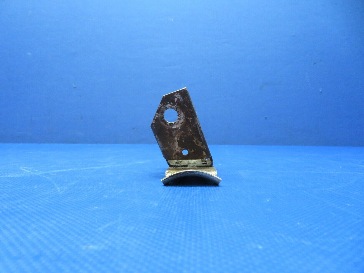 Cessna 310 / 310I Propeller Control Bracket Assy P/N 0852000-41 (0324-177)