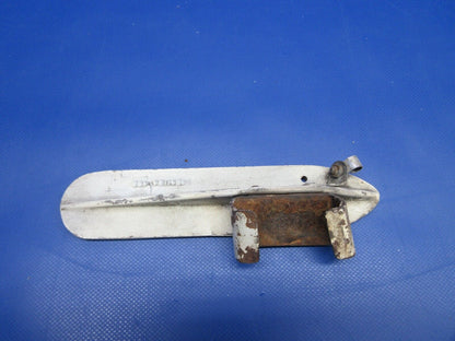 Cessna Cabin Step Assembly with Bracket LH P/N 0541154-495 (0324-1248)