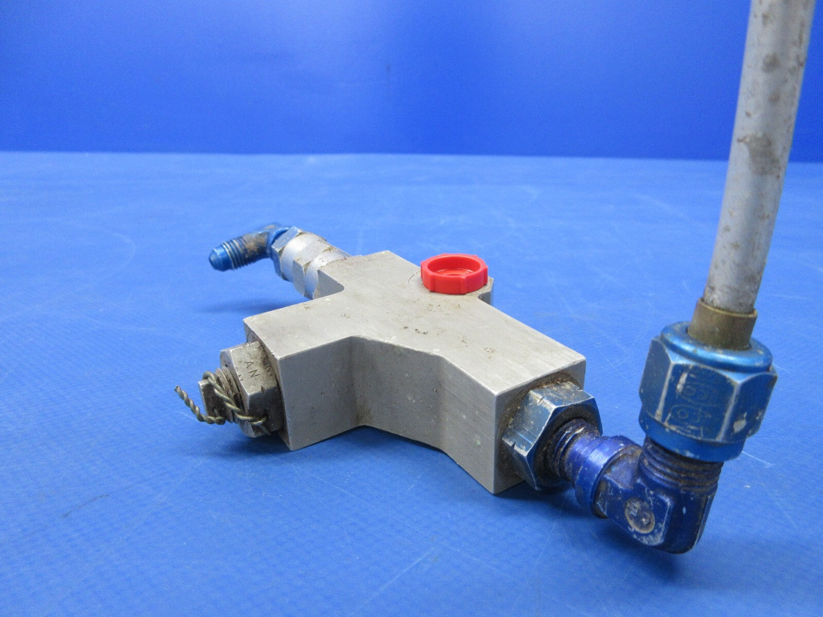 Bell 47J-2 Conair Power Cylinder Lock & Load Limiter 4010-A (1124-1367)8