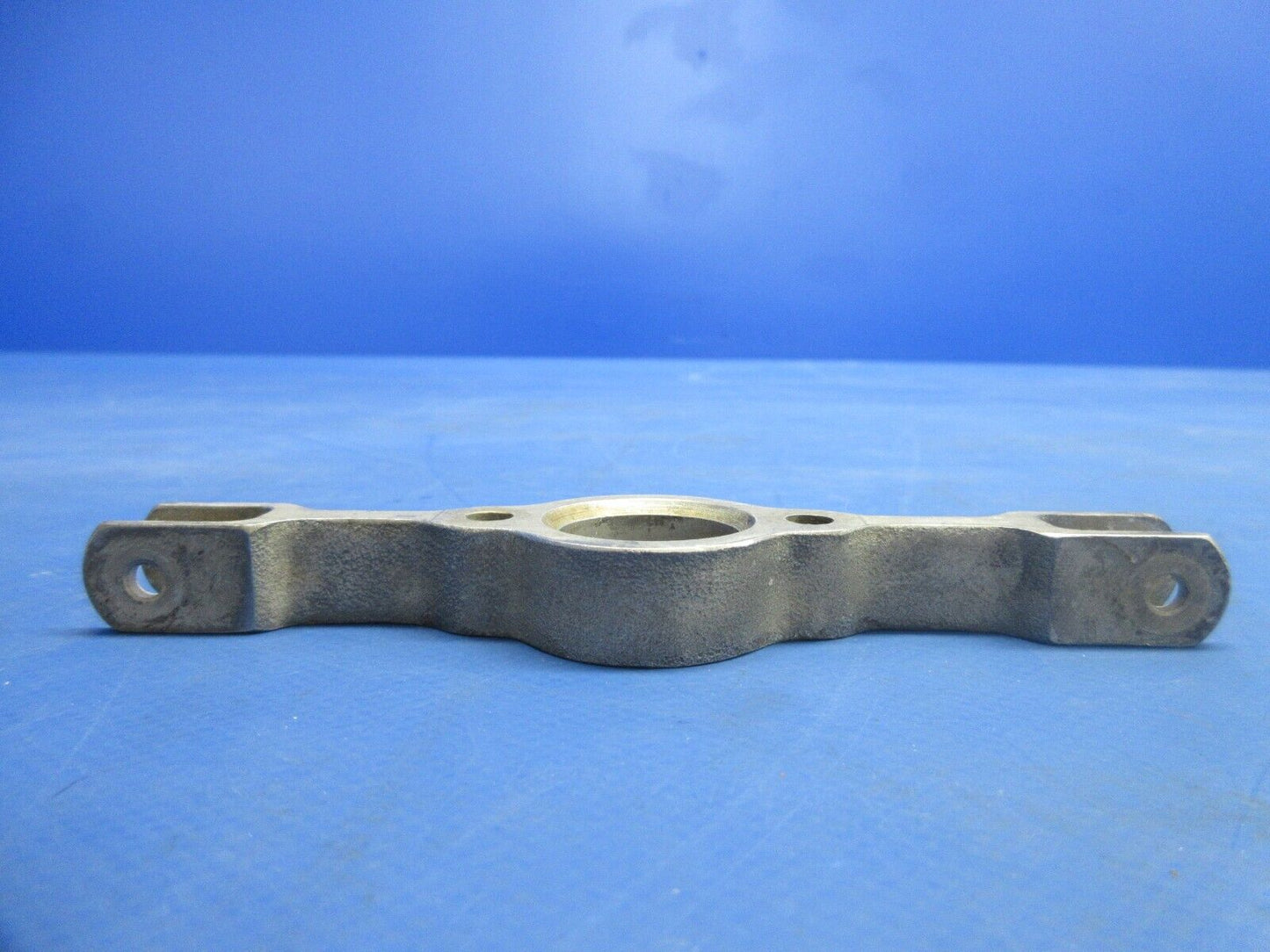 Bell 47J-2 Helicopter Tail Rotor Pitch Control Crosshead 47-641-102-1 (1124-865)