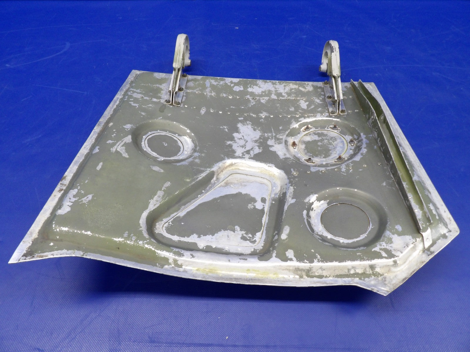 Cessna 421 Right Hand Inboard Wheel Well Door P/N 5027000-6 (0626-2065)6