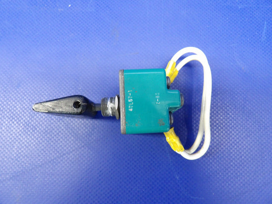 Piper PA-24-250 Comanche Flap Control Toggle Switch P/N 4TL57-1 (0526-1221)0