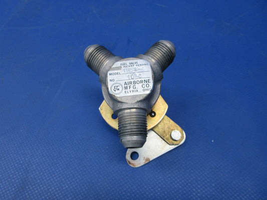Cessna 337 / P337H Airborne Fuel Selector Valve RH P/N 1516139-3 (0724-1294)