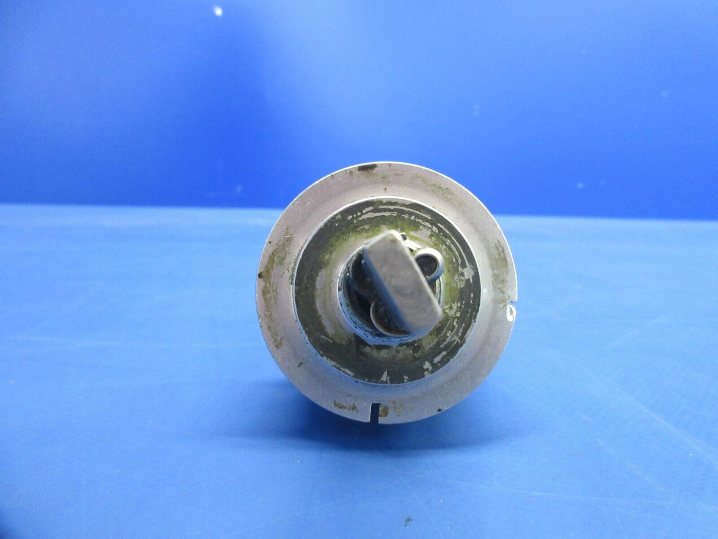 Piper PA-32RT-300T Lance II Stabilator Trim Barrel Assy P/N 78925-03 (0924-834)