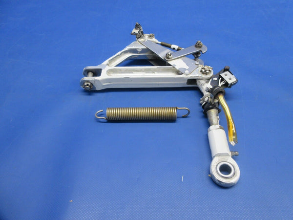 Piper PA-32RT-300T Lance II RH Main Gear Truss Assy P/N 67025-06 (1024-704)