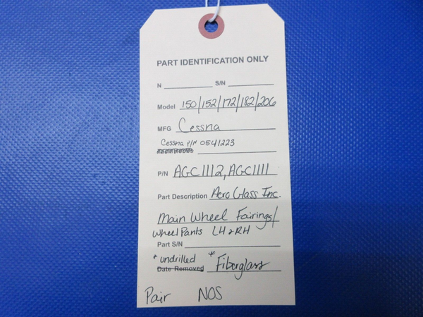 Cessna Aero Glass Inc. Main Wheel Fairings LH & RH P/N AGC1112 NOS (1024-1398)
