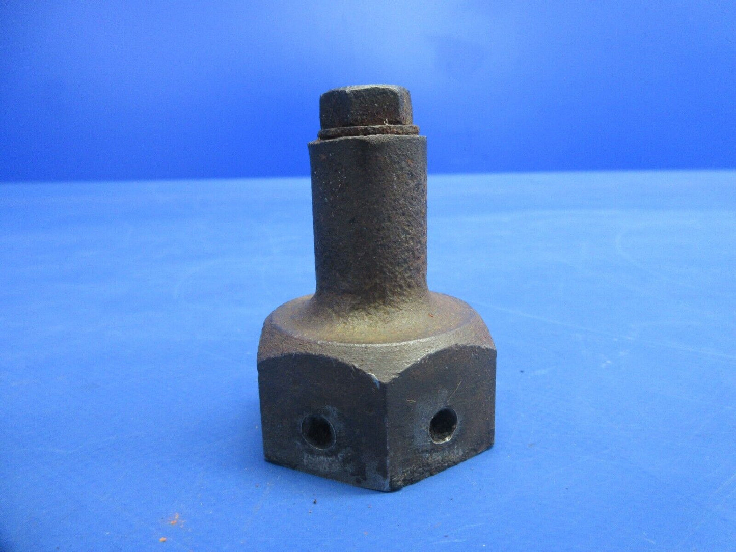 =Cessna 150 / 150L Main Gear Axle Nut 2 3/8" Tall 0741047-1 LOT OF 2 (1024-909)