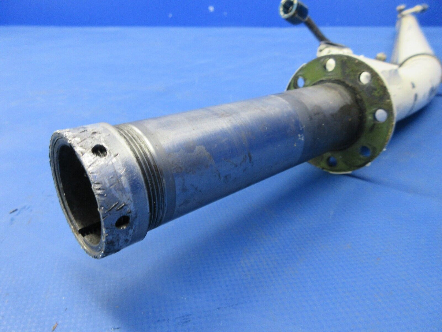 Champion 7ECA Citabria Axle Strut Assy P/N 4-1139 (0824-2033)