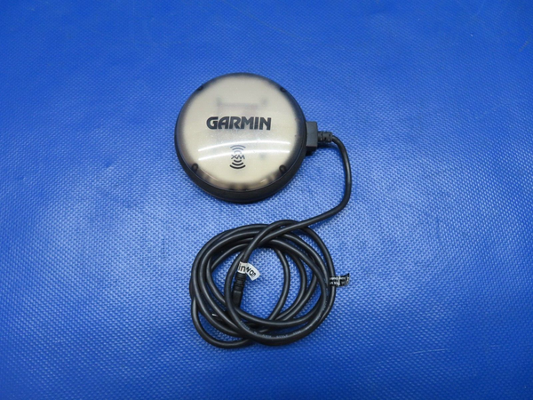 Garmin GPSmap 396, GXM30 Antennas, Brackets, Cords & Manuals LOT (0524-1706)