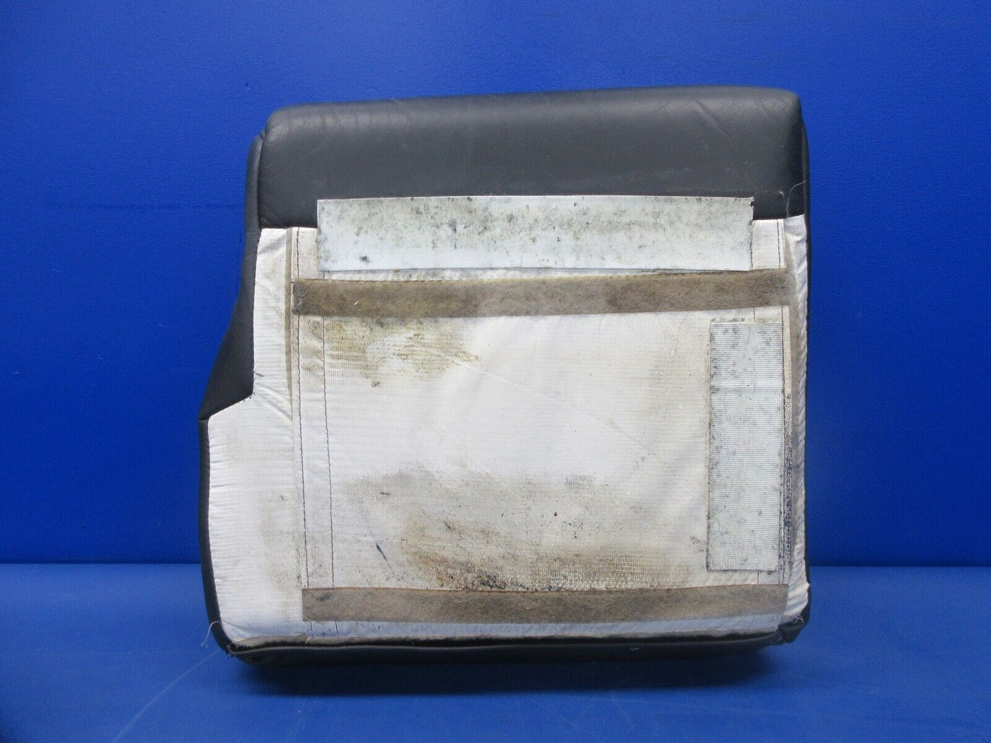 Enstrom 280FX Cabin Seat Bottom & Back Cushion Set P/N 28-11600-20 (1124-811)