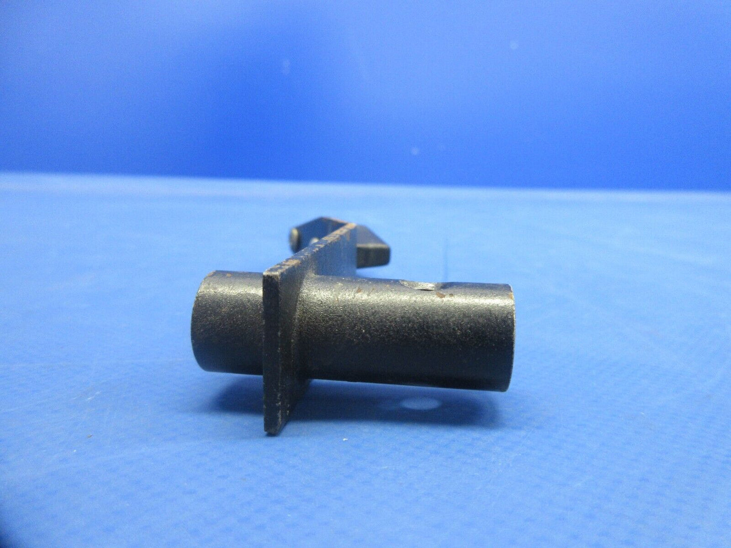 Piper PA-32RT-300T Lance II Fuel Selector Control Lever Assy 69088-05 (0924-891)