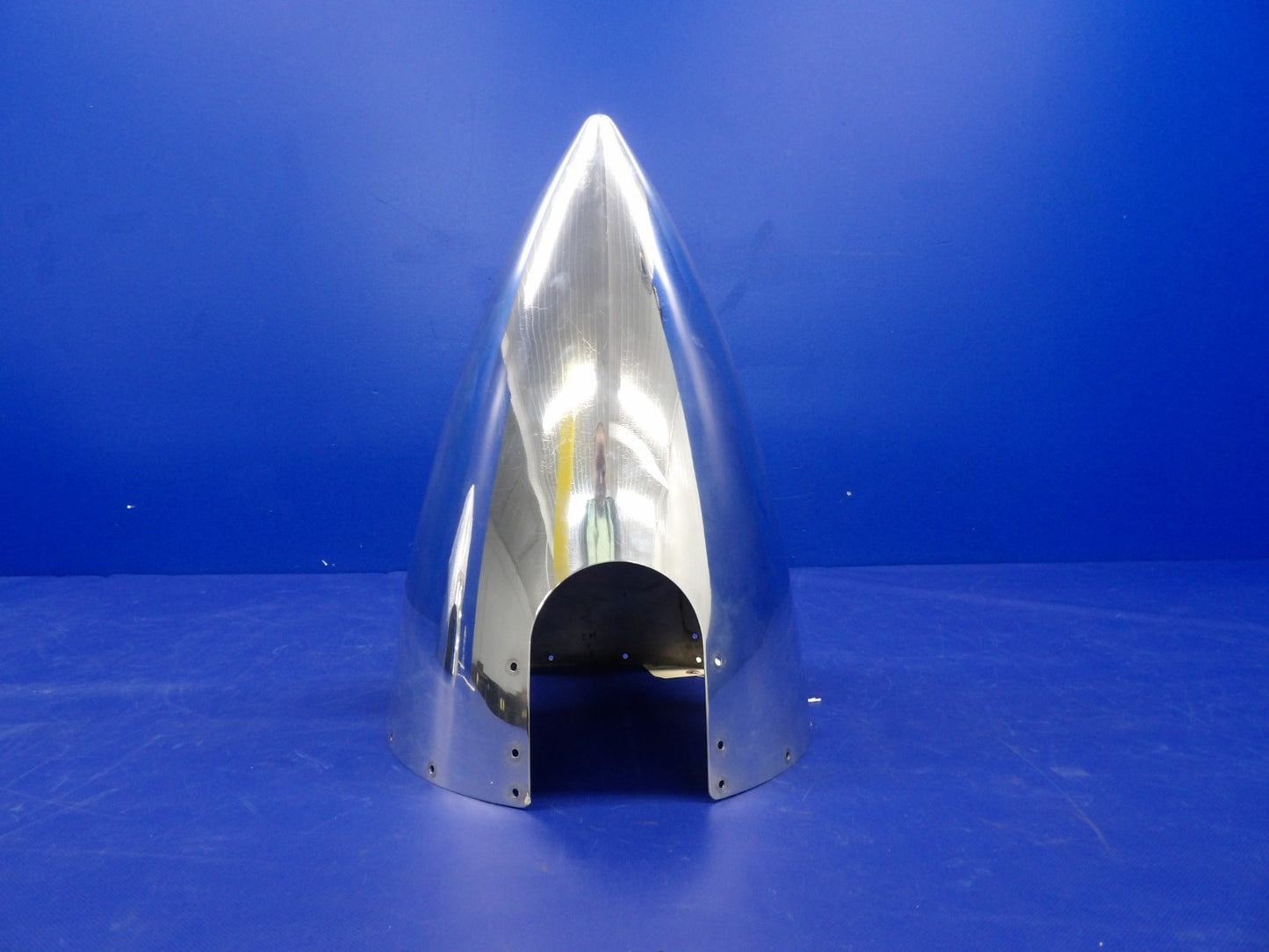 Cessna 310 / 310I McCauley 3-Blade Propeller Spinner P/N D-3797 (0326-2007)5