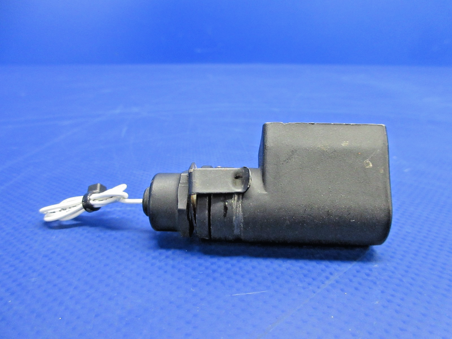Beech F35 Bonanza Grimes Cockpit Light P/N A-5395C-1 LOT OF 3 (0726-761)7