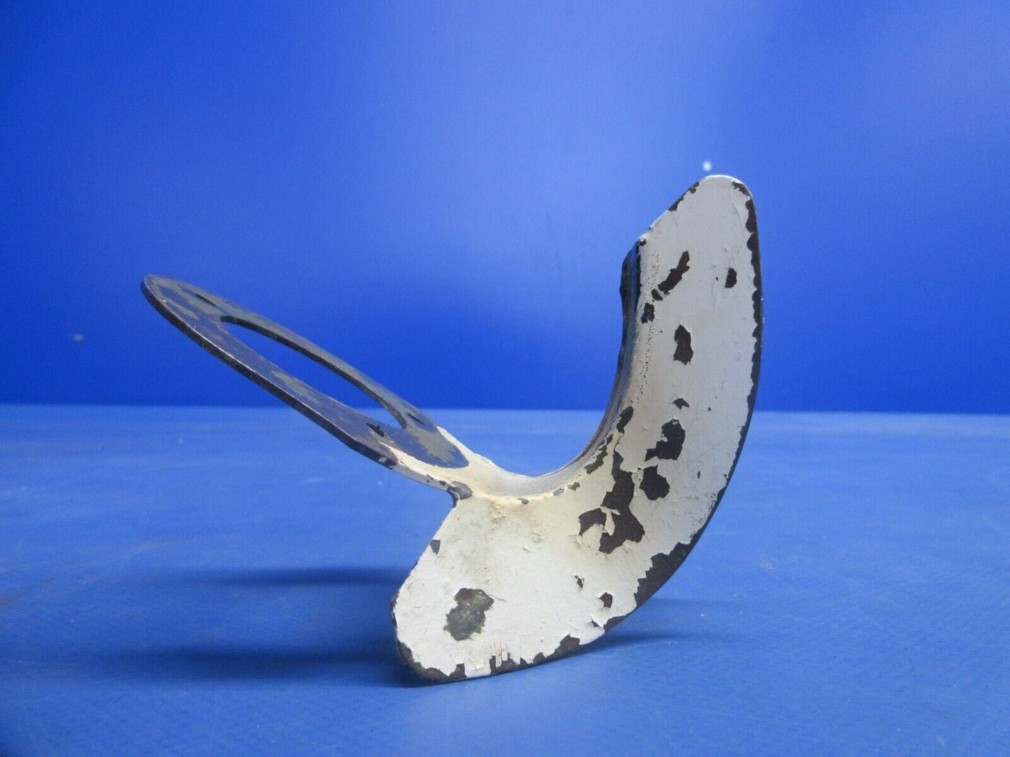 Piper PA-32RT-300T Lance II Nose Gear Aligner Guide Bracket 67107-00 (0924-903)