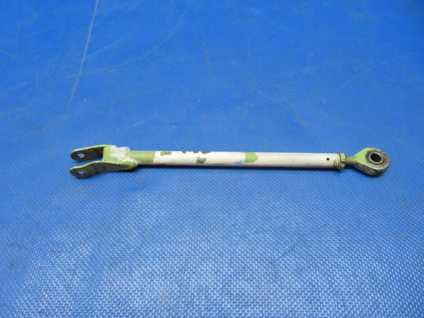 Bellanca 17-31A Viking Connecting Arm Elevator P/N 195680 ( 1024-228)