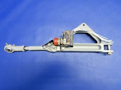 Piper PA-24-250 Comanche LH Main Gear Side Brace Link P/N 20767-00 (0526-733)1