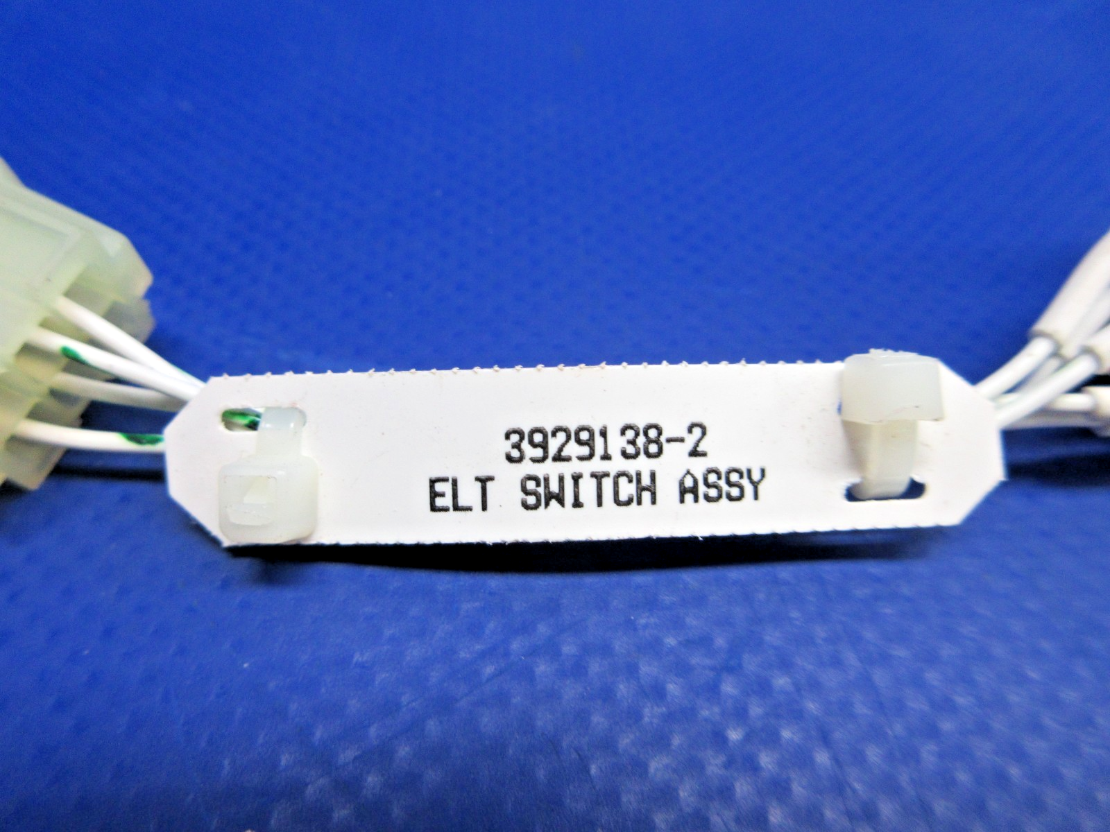 Cessna ELT Switch P/N 3929138-2 NOS (0826-733)3