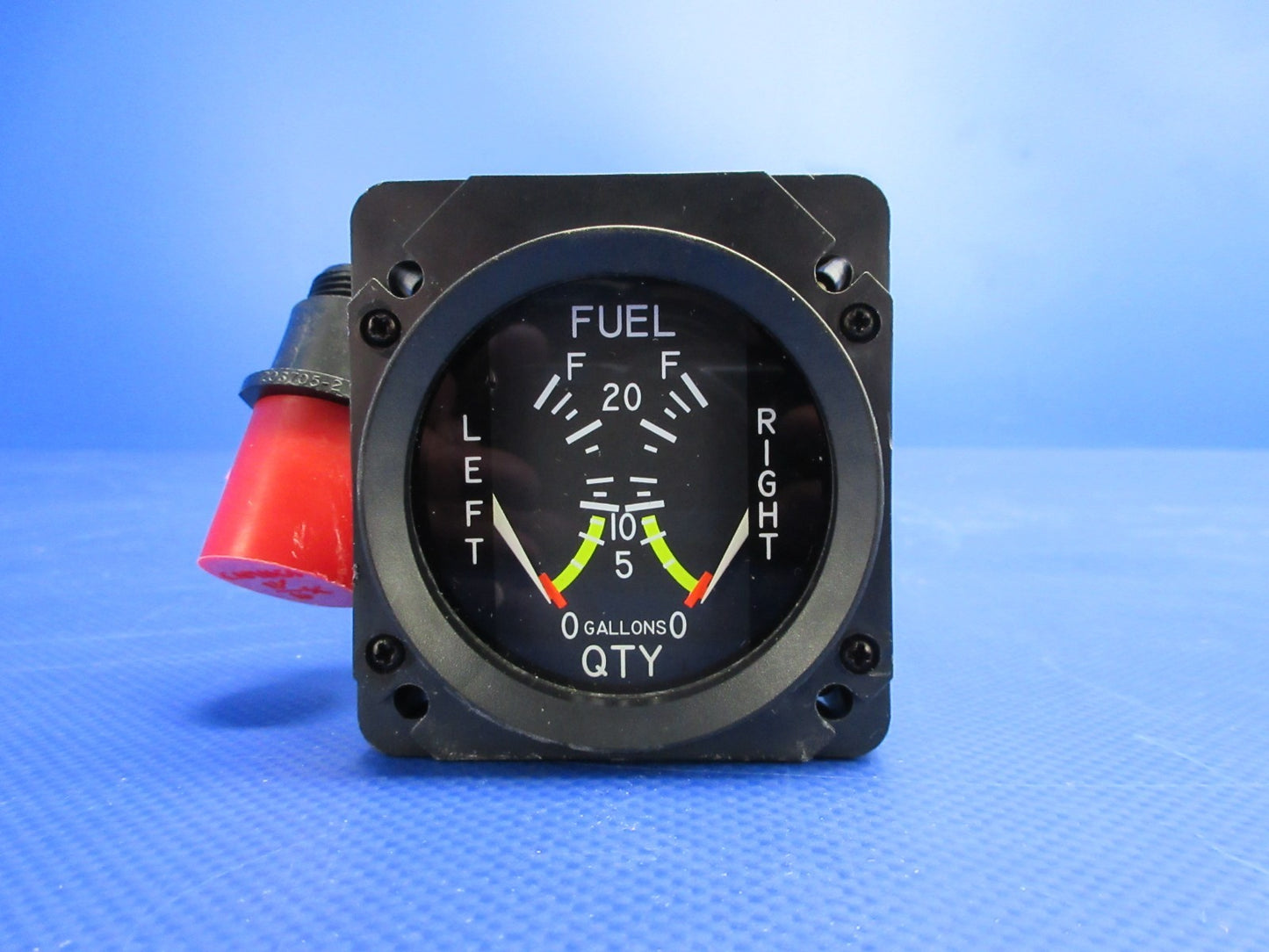 Cirrus Rochester Gauge Fuel Quantity Dual Indicator 12615-003 NOS (0326-968)1