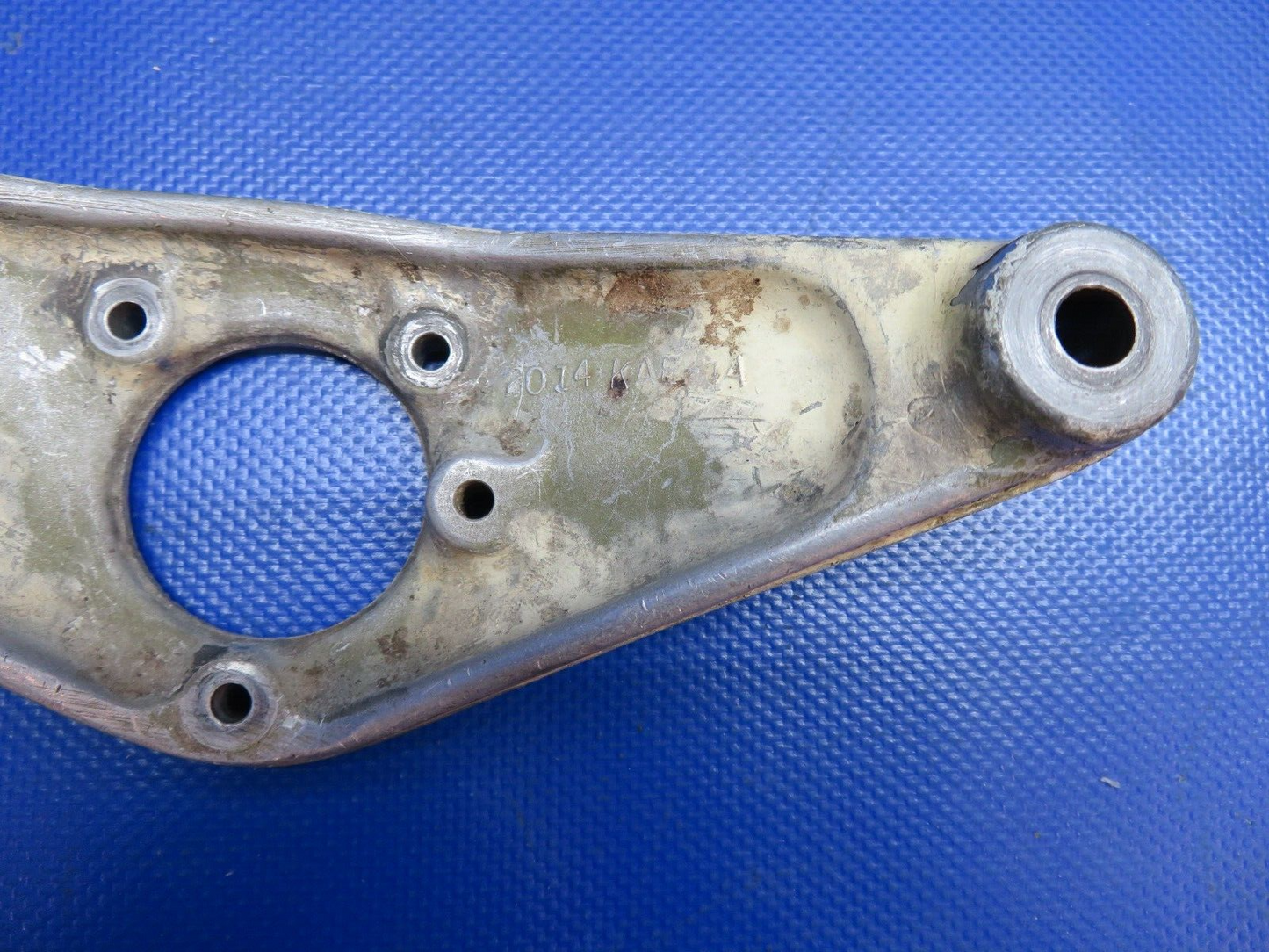 Piper PA-28R-200 Arrow Arm Assy Nose Wheel Steering P/N 44386-03 (1122-825)10