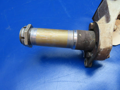 Grumman Yankee Trainer AA-1B RH Main Gear Strut w/Axle P/N 701055-1 (0124-298)3