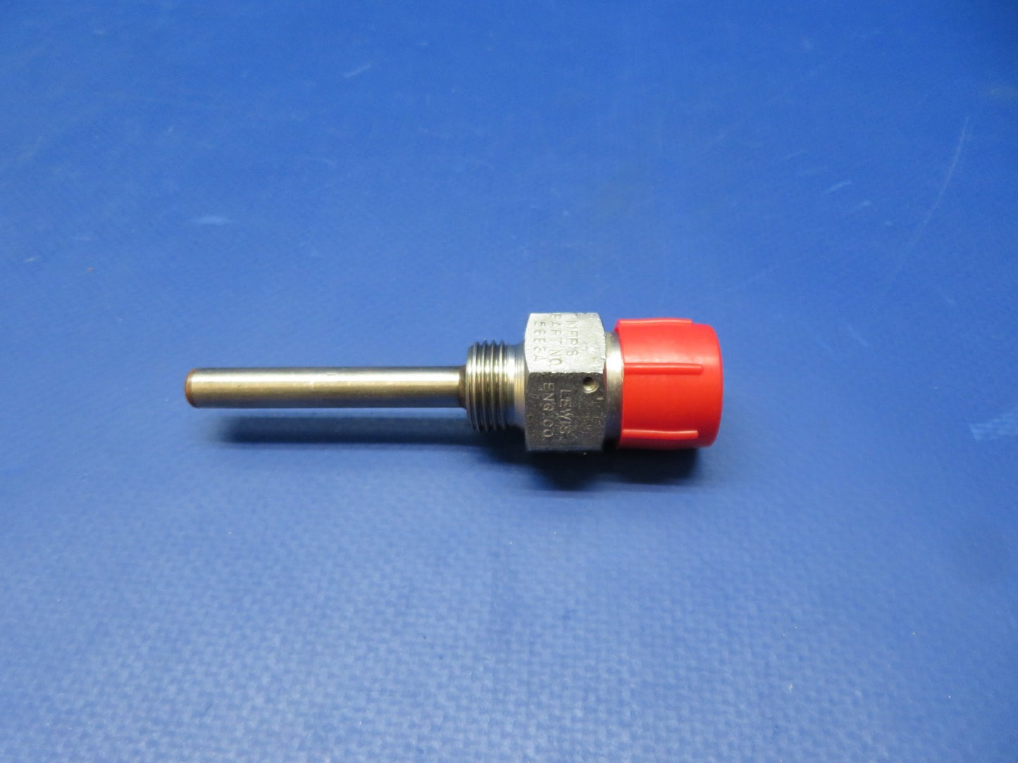 Beech D95A Travel Air Lewis Oil Temperature Probe P/N 56B3A TESTED (0426-127)0