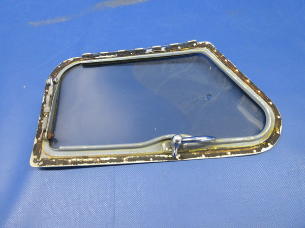 Beech 95 / D95A Travel Air Storm Window Assy P/N 35-410291-650 (0524-1147)