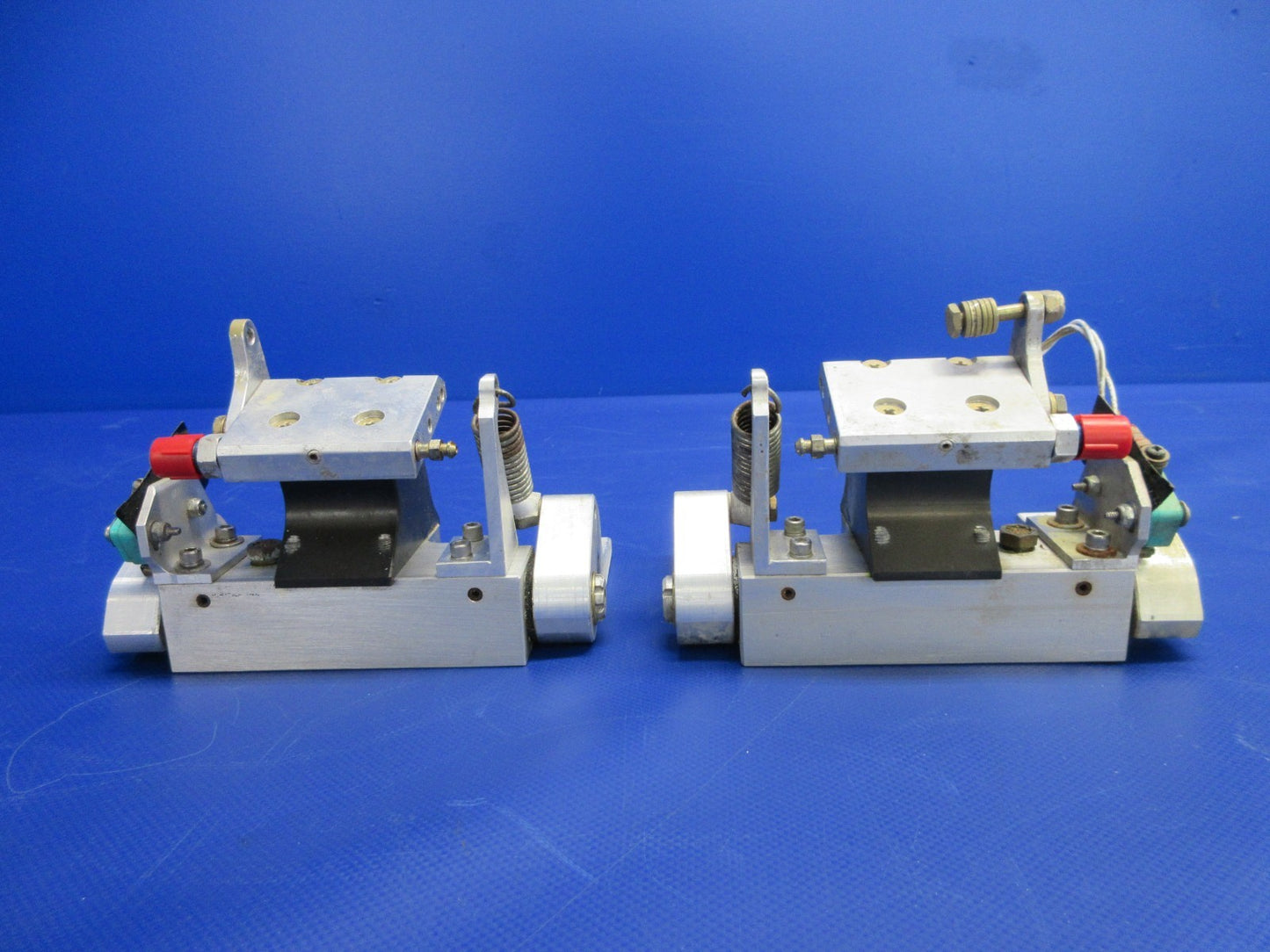 STOL Kit Spoilers, Brackets & Hydraulic Motor w/STC SA1558SW TESTED (0326-724)13