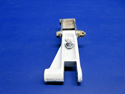 Beech D95A Nose Landing Gear Steering Idler Cross Link P/N 35-825173 (0326-782)7
