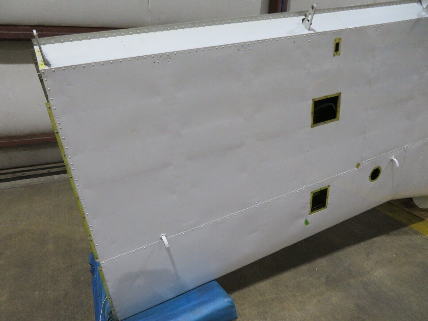 1960 Piper PA-23-250 Aztec LH Wing P/N 16170-00 (0324-94)