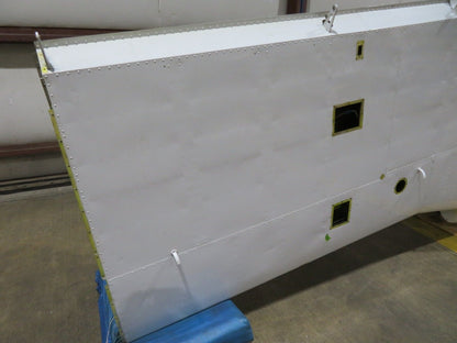 1960 Piper PA-23-250 Aztec LH Wing P/N 16170-00 (0324-94)