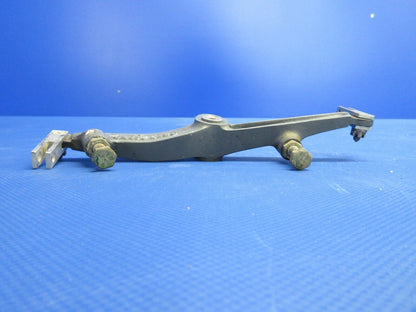 Beech 95 / D95A Travel Air Aileron Bellcrank LH P/N 35-521158-2 (0524-1089)