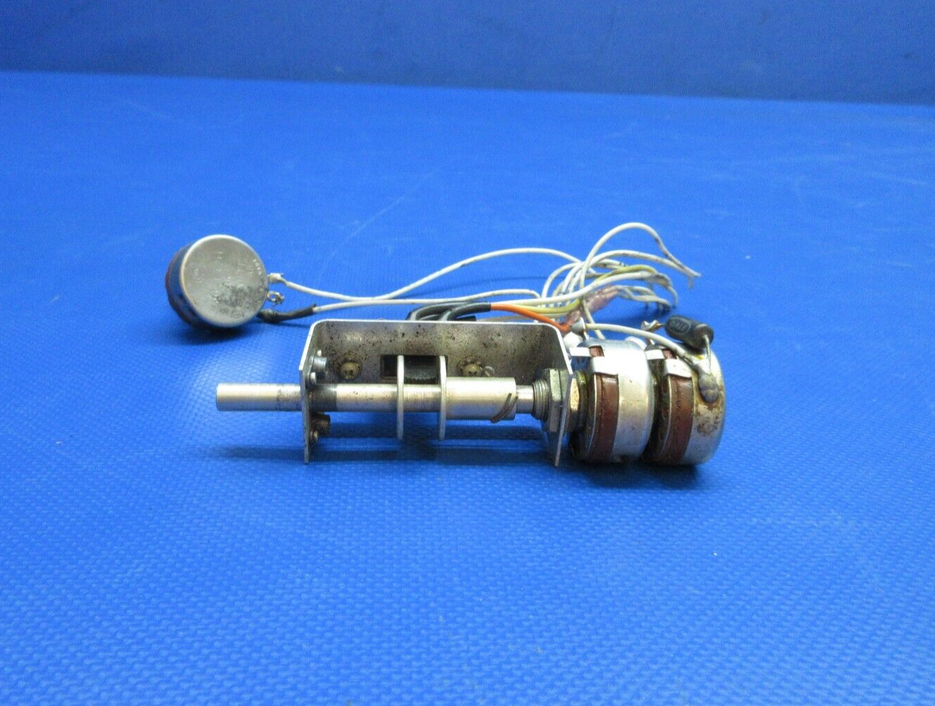 Cessna 337 / P337H Ohmite / AB Potentionmeter P/N CU10218211 (0724-1926)9