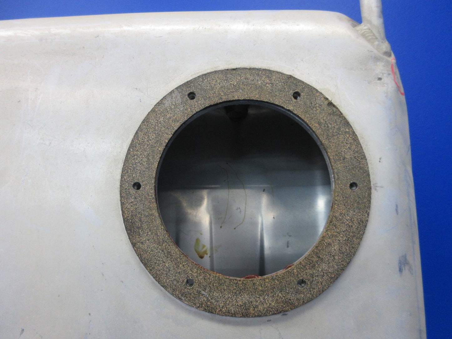 Cessna Skymaster 337 INBD RH Fuel Tank P/N 156057-2 (1124-2033)1