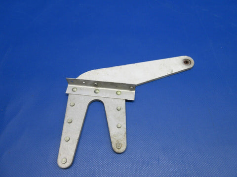 Piper PA28 Cherokee Flap Support Assembly P/N 65898-04 (0324-1196)