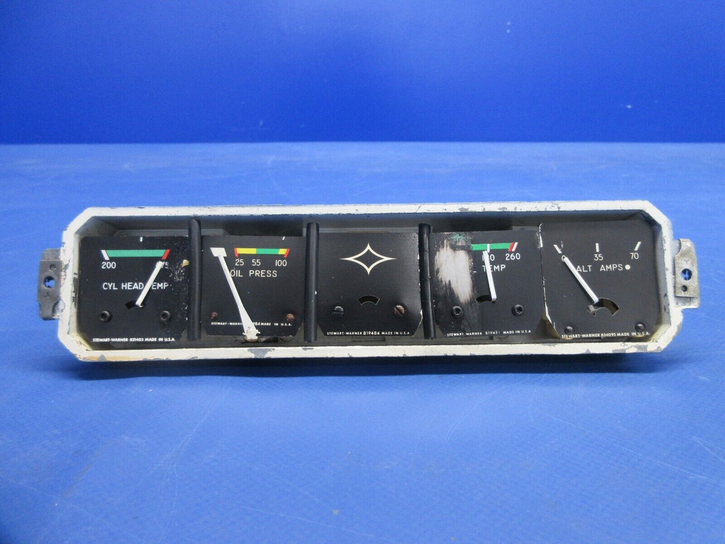 Piper PA-32RT-300T Lance II Instrument Cluster Assembly P/N 95241-26 (0924-939)
