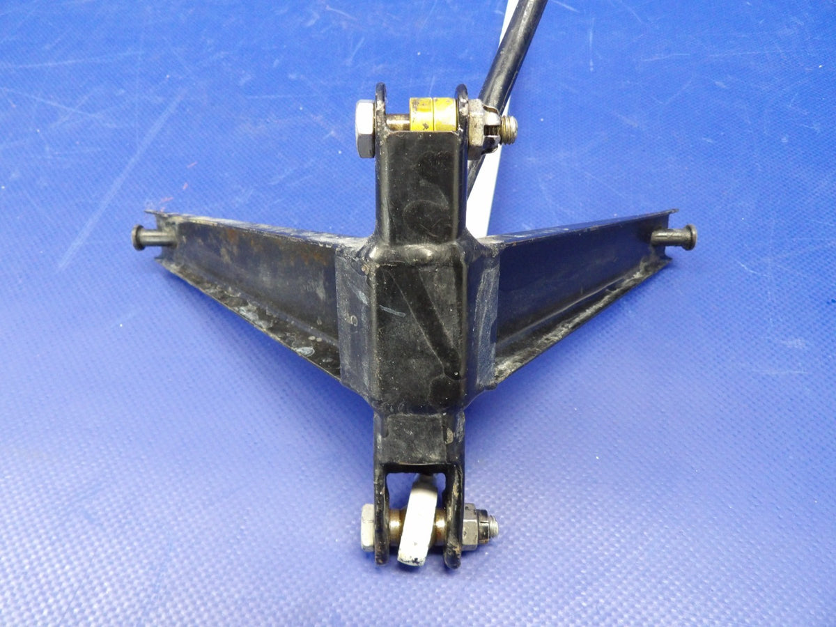 Piper Comanche Stabilator Trim Tab Control Arm & Bellcrank 20836-00 (0526-1232)10