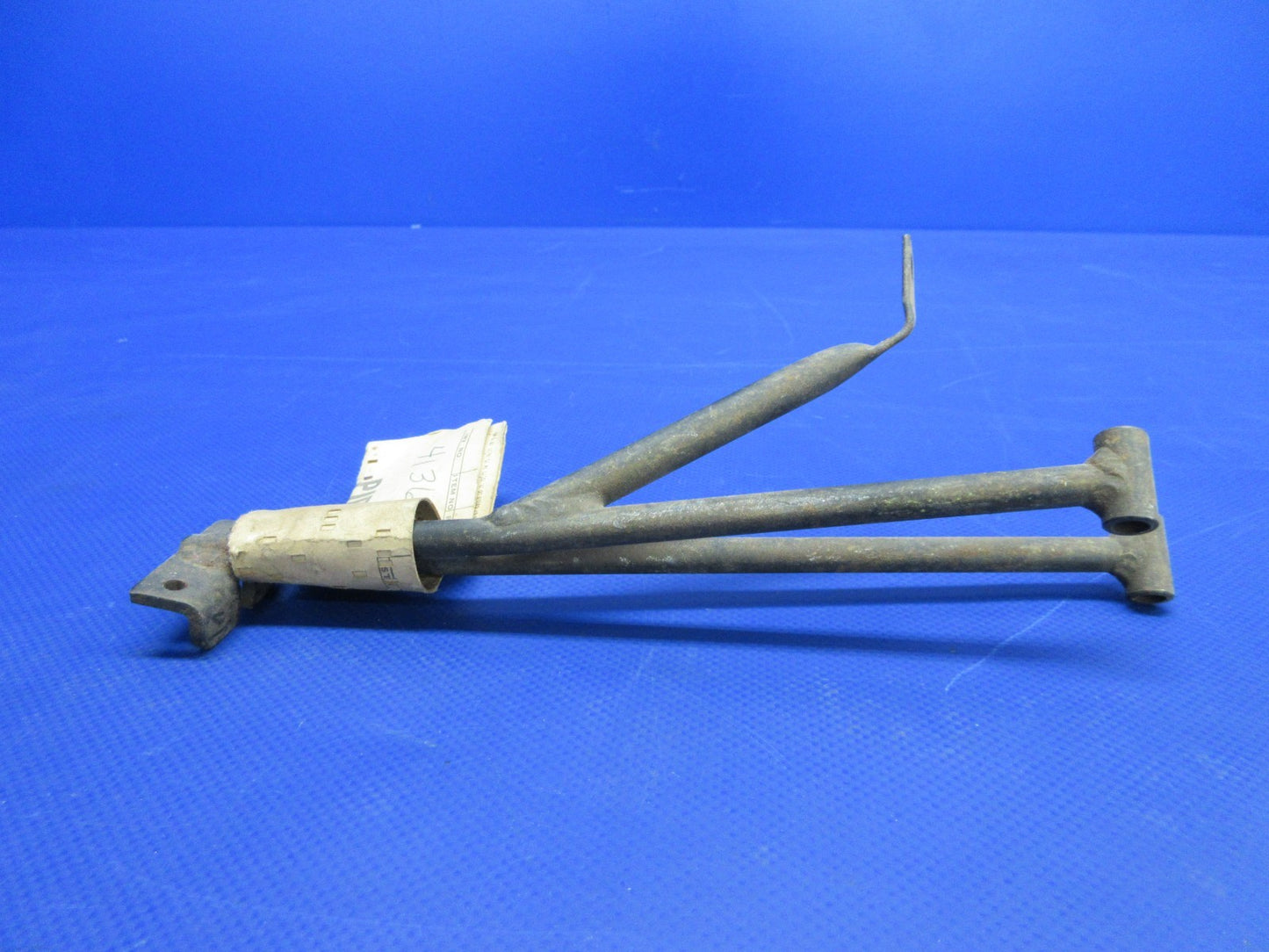 Piper PA-31 Throttle Control Support Bracket P/N 41369-00 NOS (0426-765)6