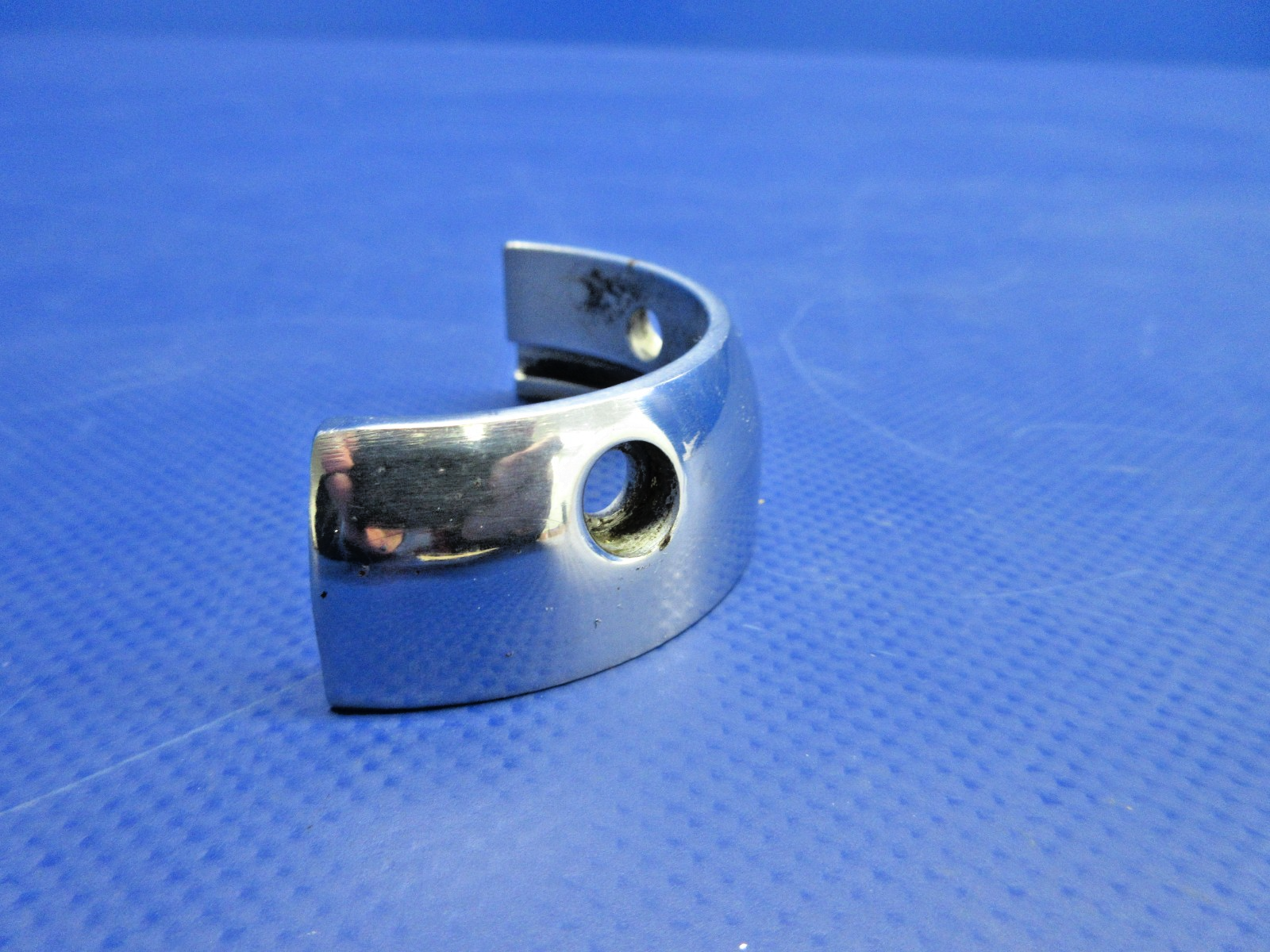 Beech Travel Air Control Arm Retainer Upper & Lower P/N 35-524238-4 (0326-824)4