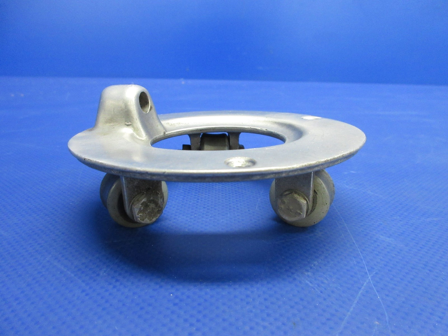 Beech D95A Travel Air Control Column Hanger P/N 35-524125 (0326-786)6