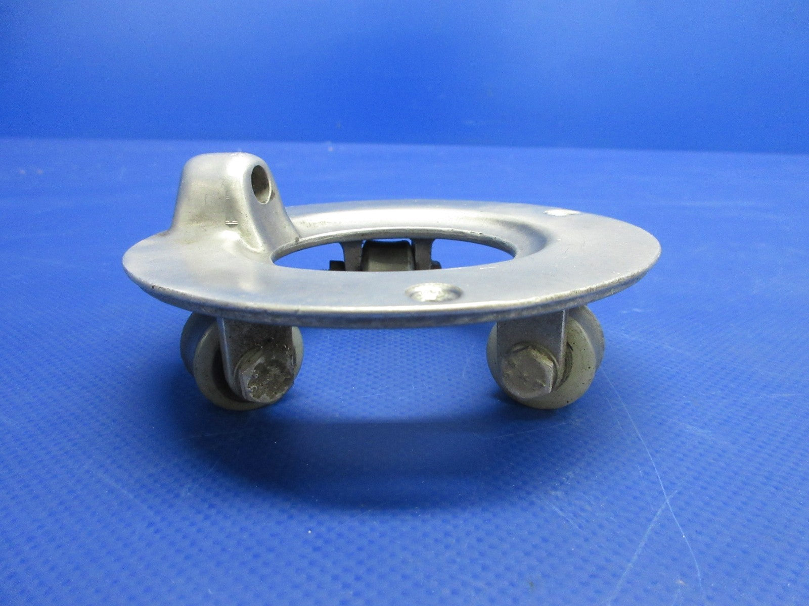 Beech D95A Travel Air Control Column Hanger P/N 35-524125 (0326-786)6