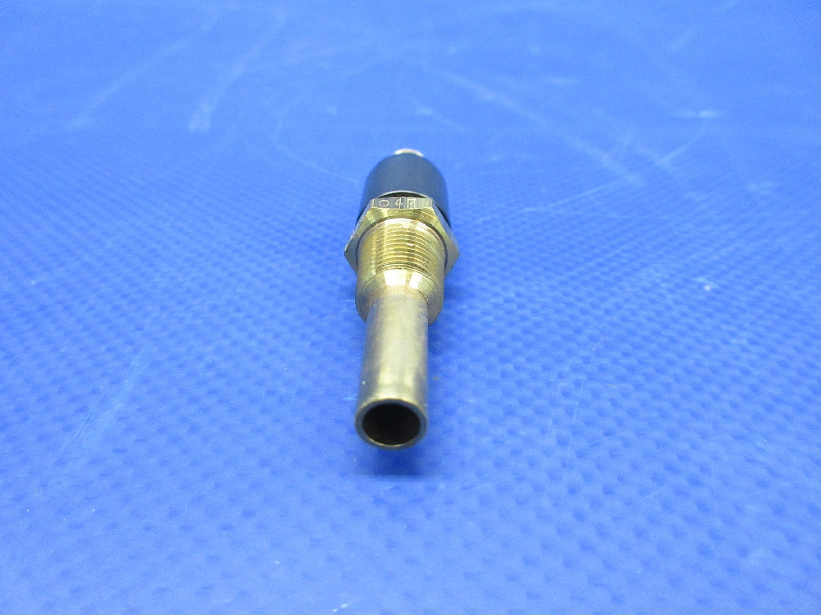 Continental Tuned Fuel Nozzle Cylinder #6 P/N 632147-6175 NOS (0426-705)2