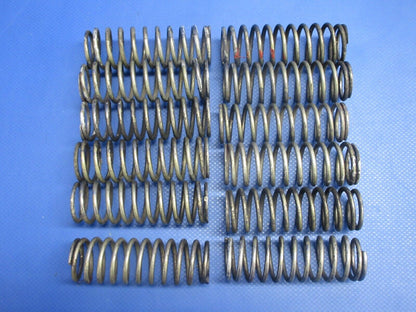 Continental TSIO-520-E Push Rod Housing Spring P/N 626147 LOT OF 12 (0924-728)