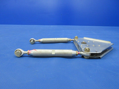 Enstrom 280FX Helicopter Tail Rotor Bellcrank RH w/ Rods 28-16154-1 (1124-1286)