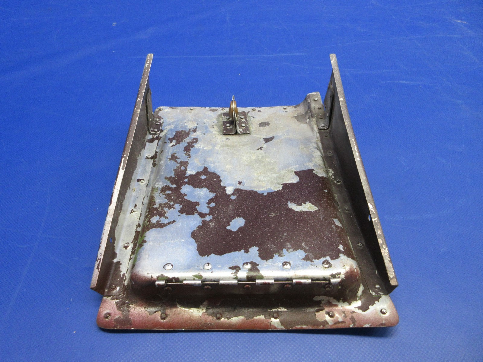 =Cessna 182 / 182L LH Cowl Flap P/N 0752609-200 (0226-1024)8