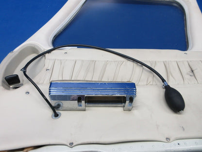 Piper PA-34-200T Seneca II Cabin Door Assy w/ Key P/N 79545-04 (0524-626)