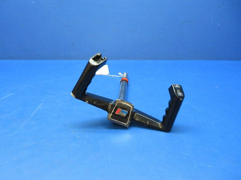 Piper PA-32RT-300T Lance II Pilot Control Wheel P/N 79276-12 (0924-2092)