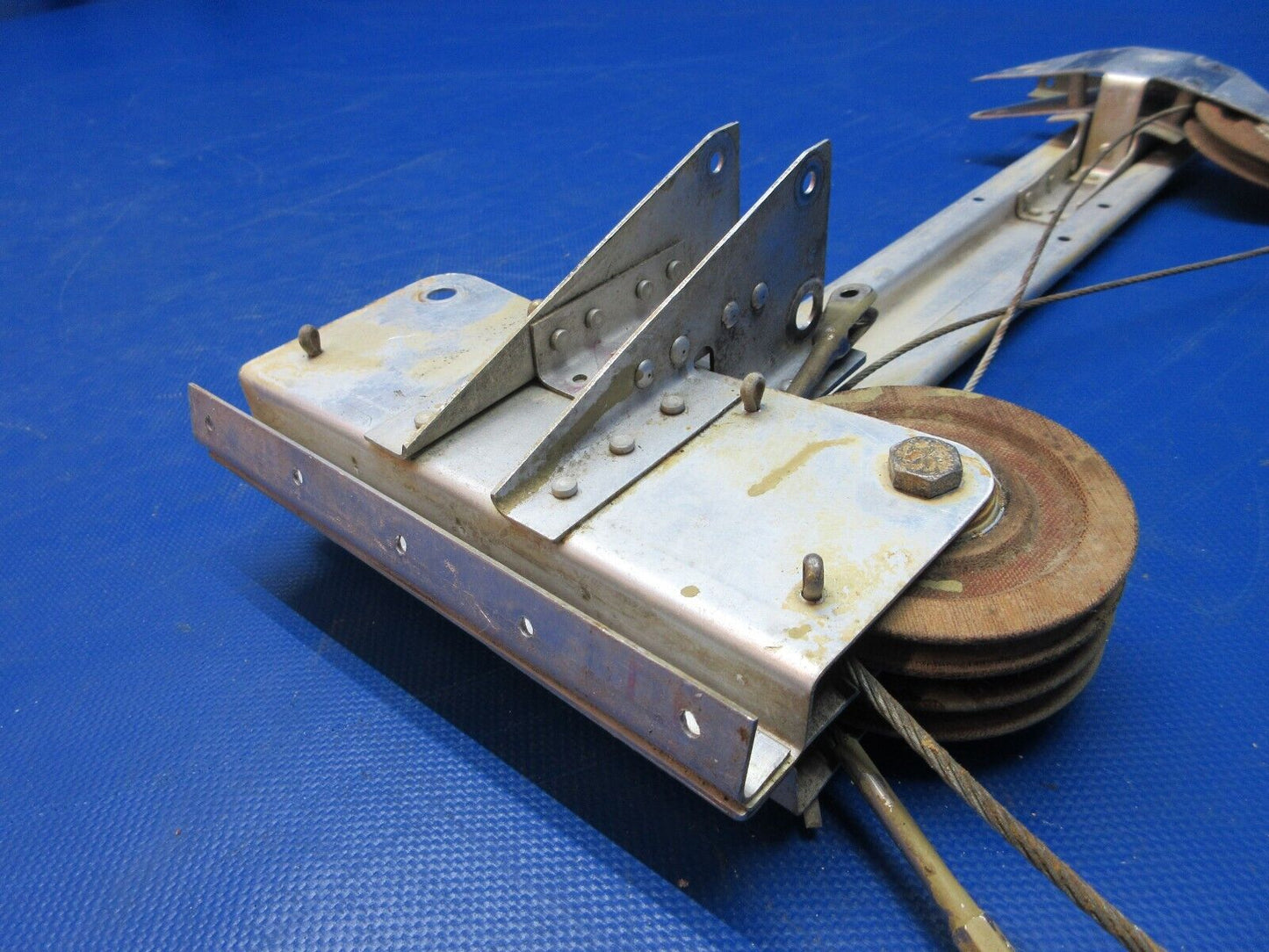 Cessna 210 Electric Flap System Brackets & Pulleys P/N MS20220-2 (0724-1265)