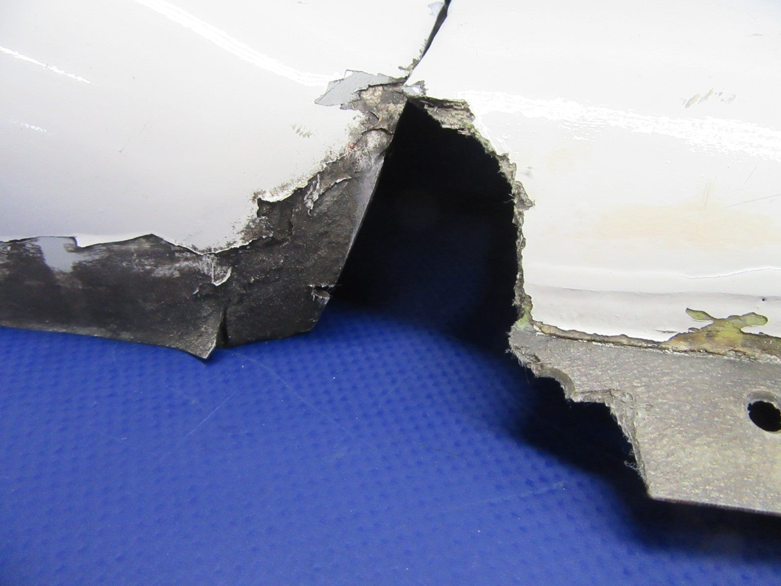 Beech 60 / A60 / B60 Duke Cowl Flap P/N 60-910022-635 (0426-08)4